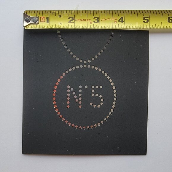 CHANEL New Year greeting cards, includes 2 cards (frame suggestion not included) - Picture 6 of 8